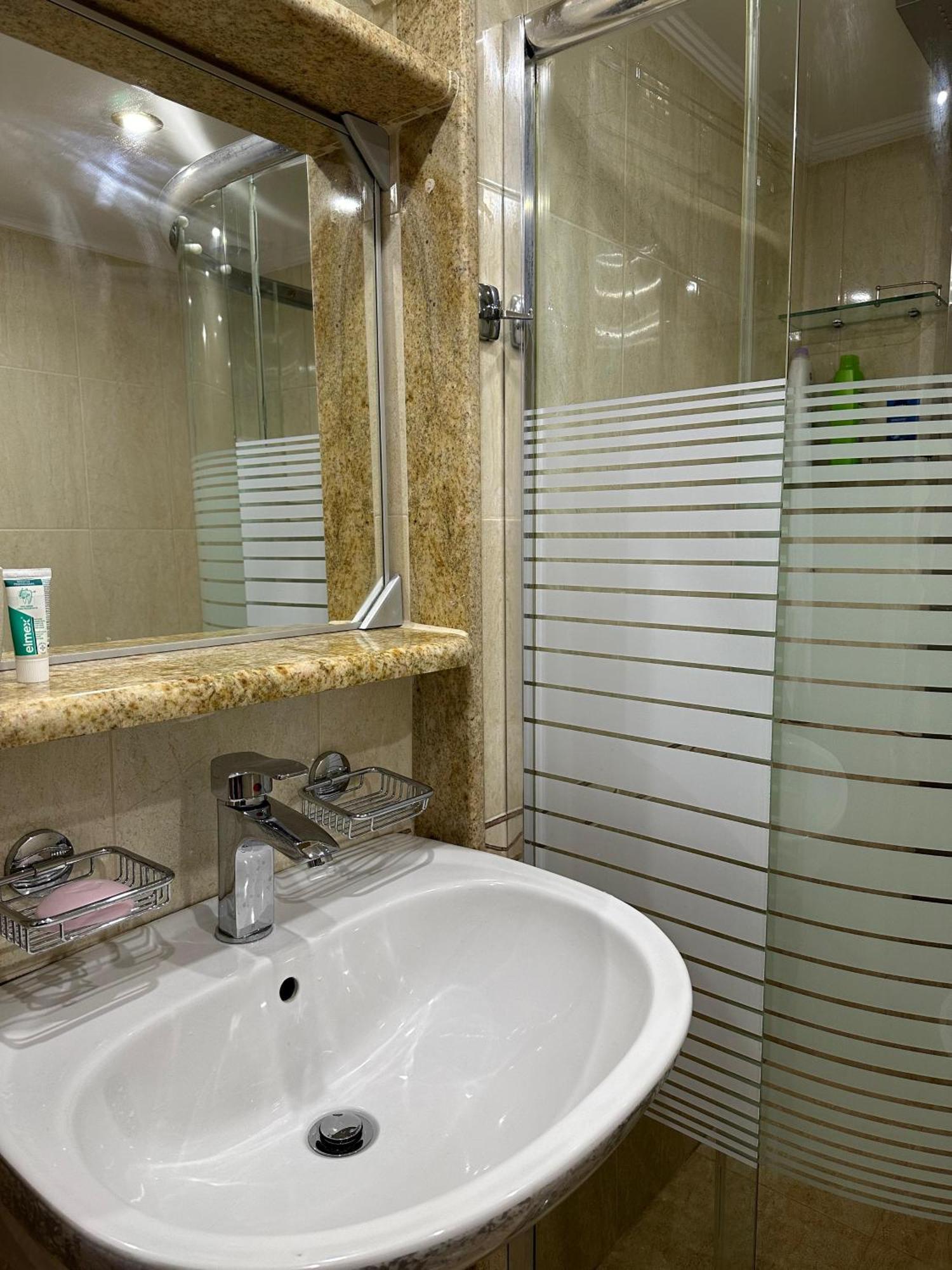 Appartement Sea View Apartament. Luxury Area In Durres Beach. Extérieur photo